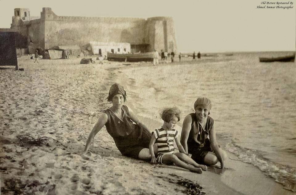 10 photos rares des plages tunisiennes d'autrefois